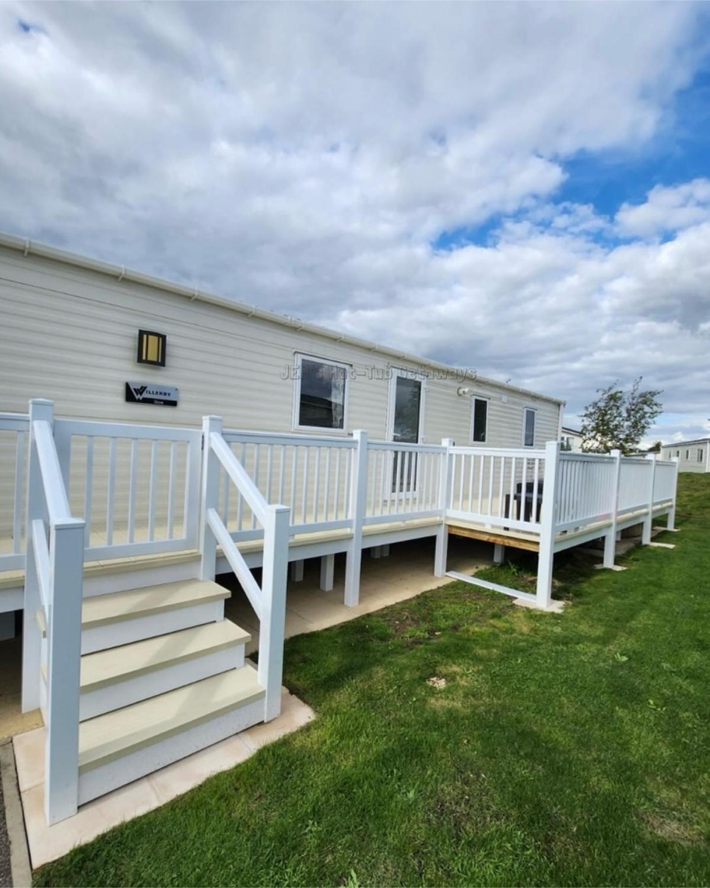 Jems Hot-Tub Getaways 6 Berth At Tattershall Lakes Buitenkant foto