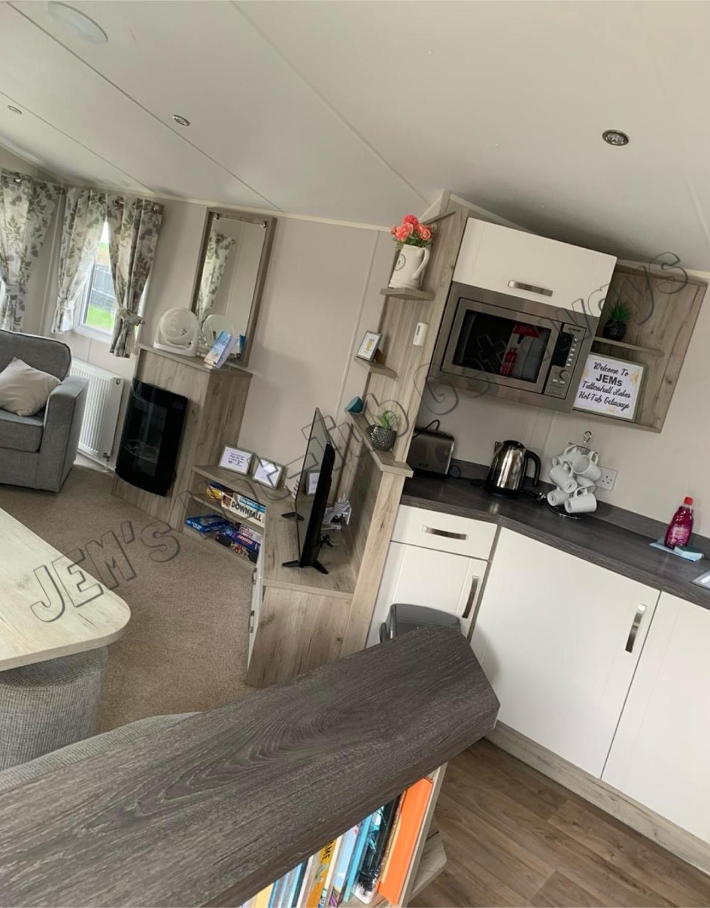 Jems Hot-Tub Getaways 6 Berth At Tattershall Lakes Buitenkant foto