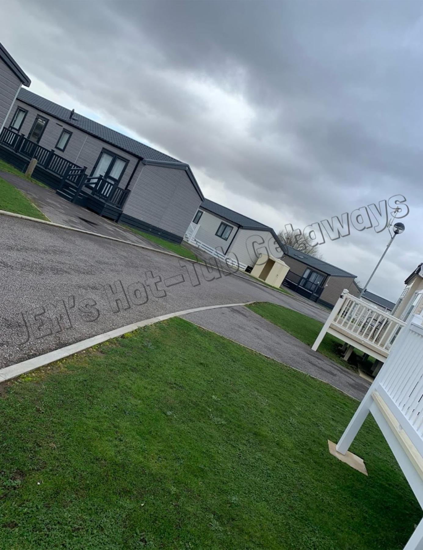 Jems Hot-Tub Getaways 6 Berth At Tattershall Lakes Buitenkant foto